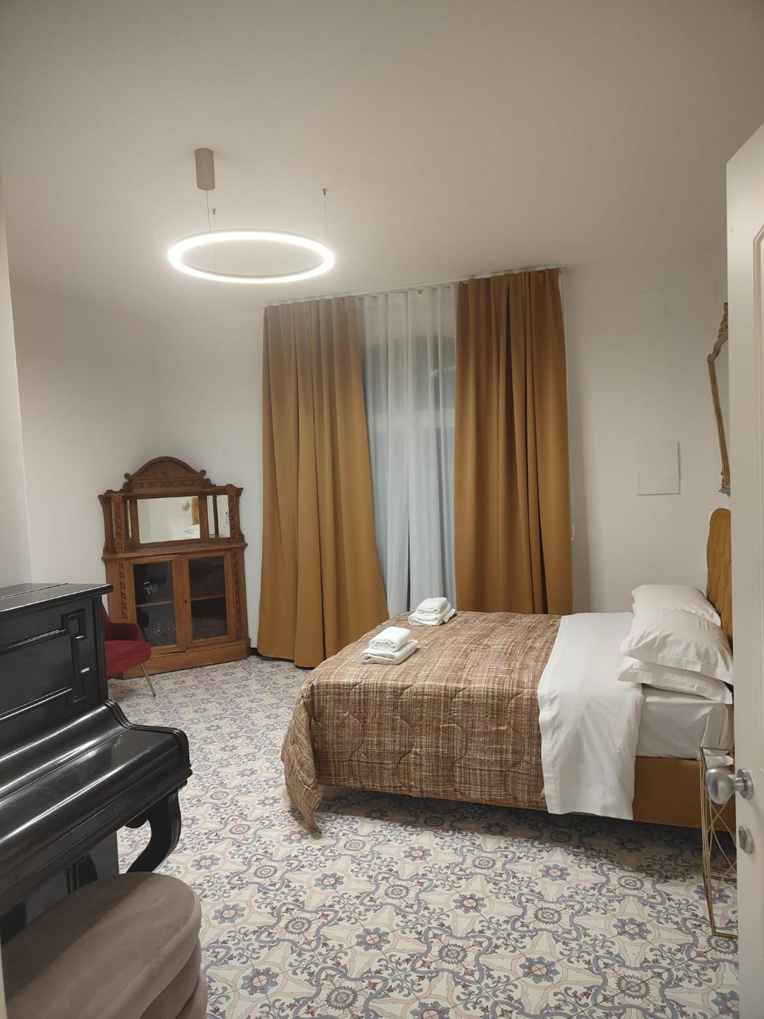 Casa Enzina Hotell Sorrento Exteriör bild
